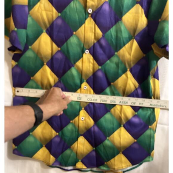 Mardi Gras Print Casual Button Down Short Sleeve Shirt New Orleans Small W/Beads - Picture 13 of 15